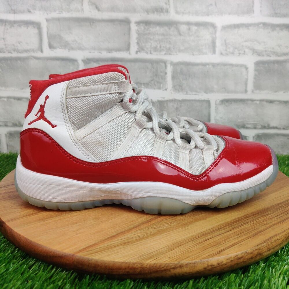 Nike Air Jordan 11 Retro GS Cherry Youth Size 5.5Y Red White Shoes 378038 116
